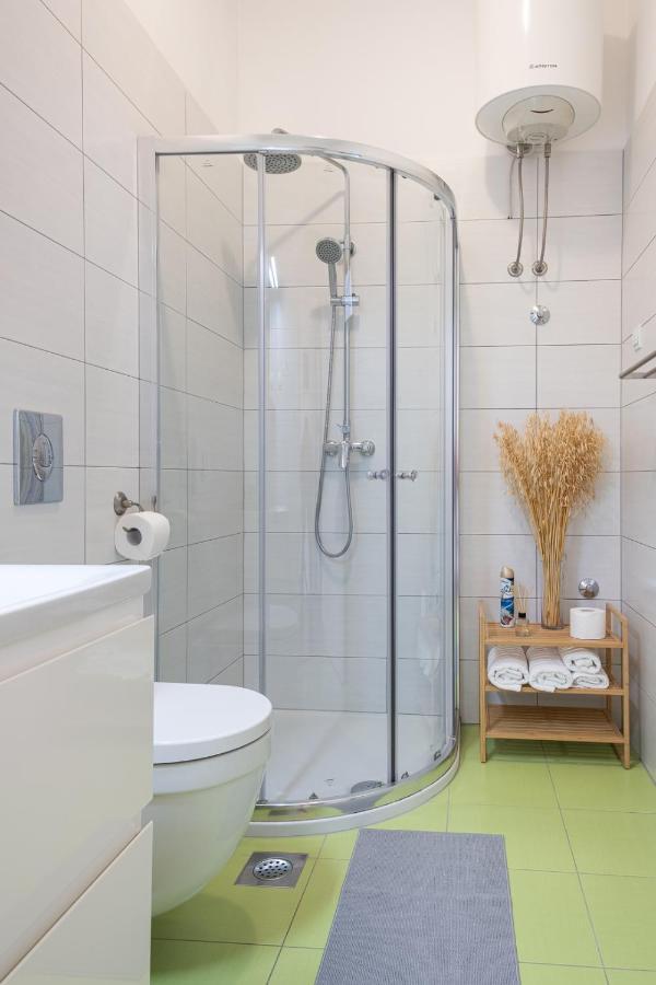 Appartement Les - 4 Min Walk From Amphiteatre Pula