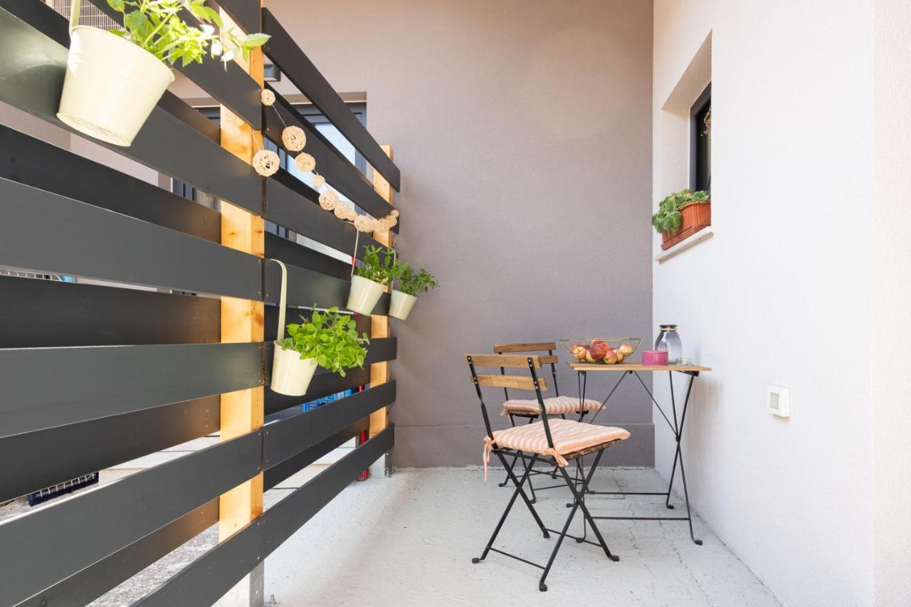 Les - 4 Min Walk From Amphiteatre Appartement